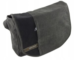 SOLIDNA TORBA NA NOTEBOOKA LAPTOPA 15,6" CALI